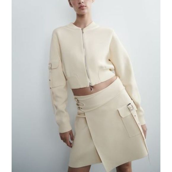 ZARA KNIT SKIRT WITH BUCKLES - Picture 3 of 8